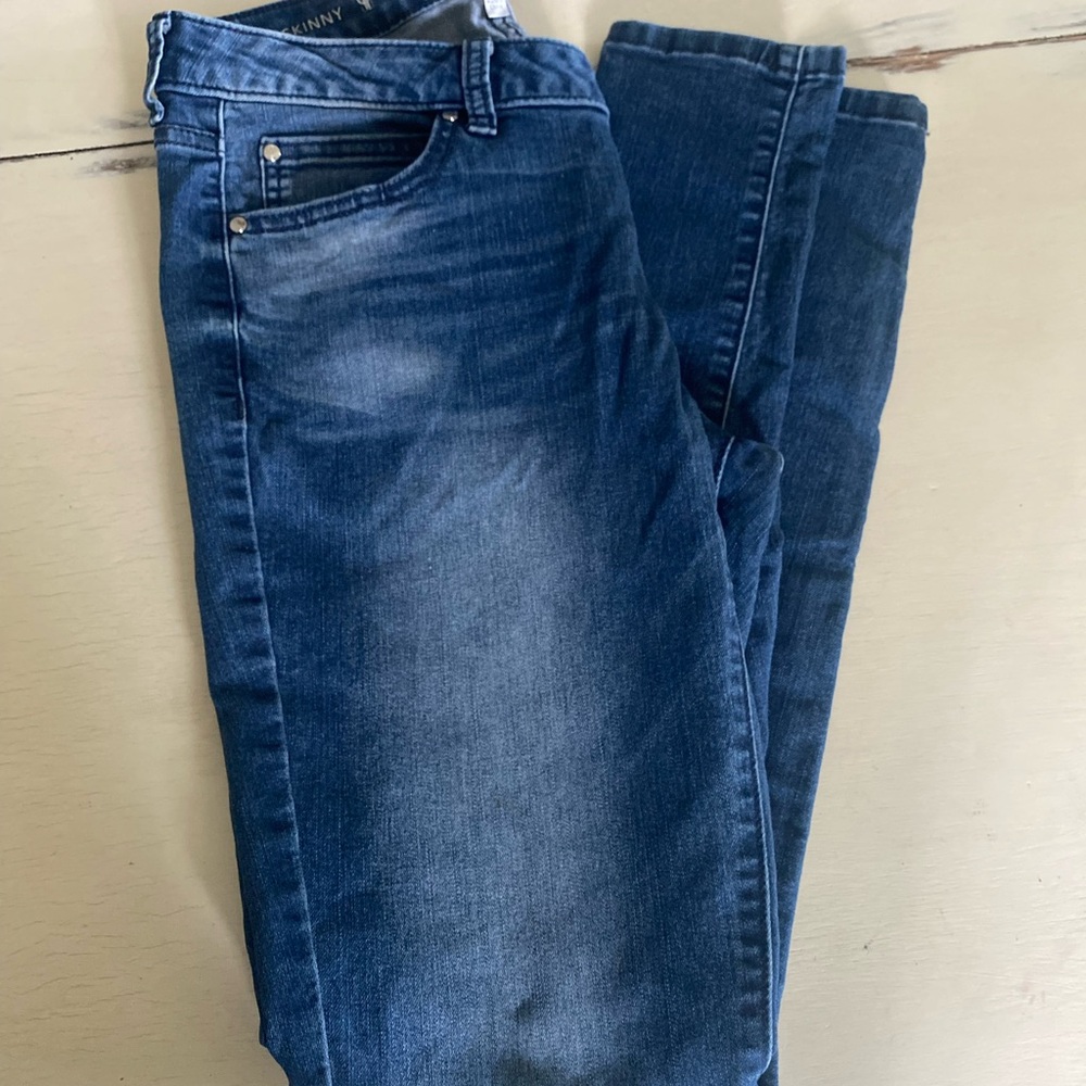 Jennifer Lopez Dark Blue Skinny Jeans - Picture 6 of 6